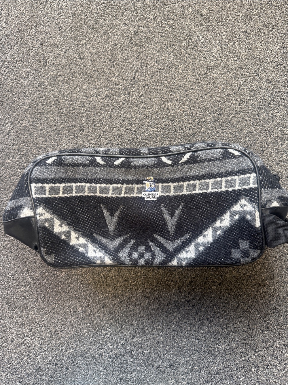 Greyson Black & Gray Aztec-Pattern shoe bag. California Golf club